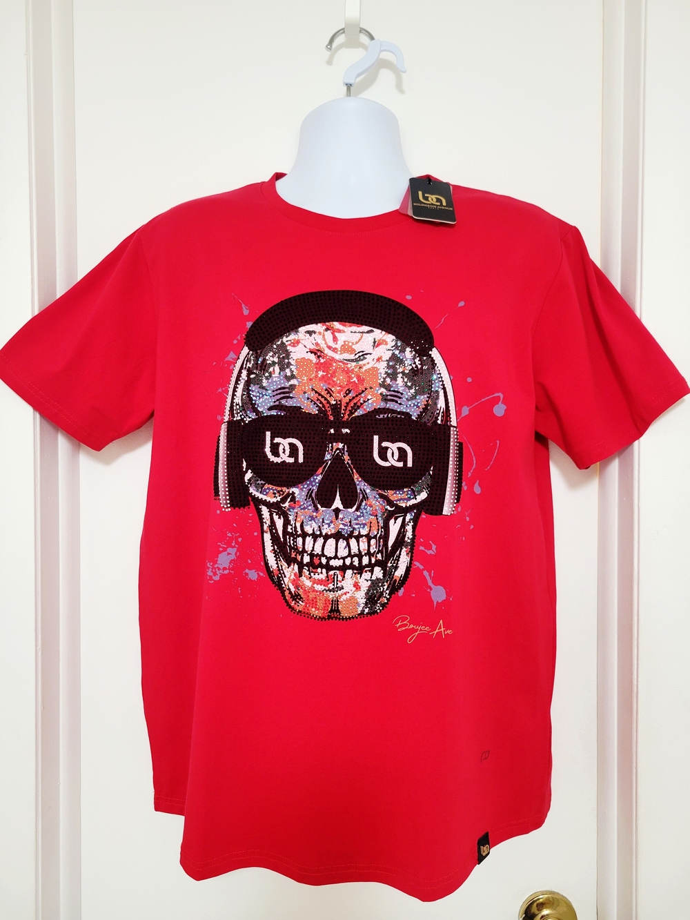 Red Graphic Skull Tee with Headphones - Urban Style